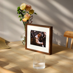 American style mortise-and-tenon washed photos made into photo frames for display tables, 6-inch picture frames made to order, walnut wood of any size
