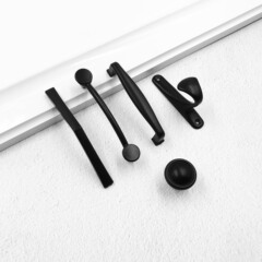 美式家裝衣櫃門拉手 現代簡約抽屜黑色門把手移門柜子鋁合金拉手