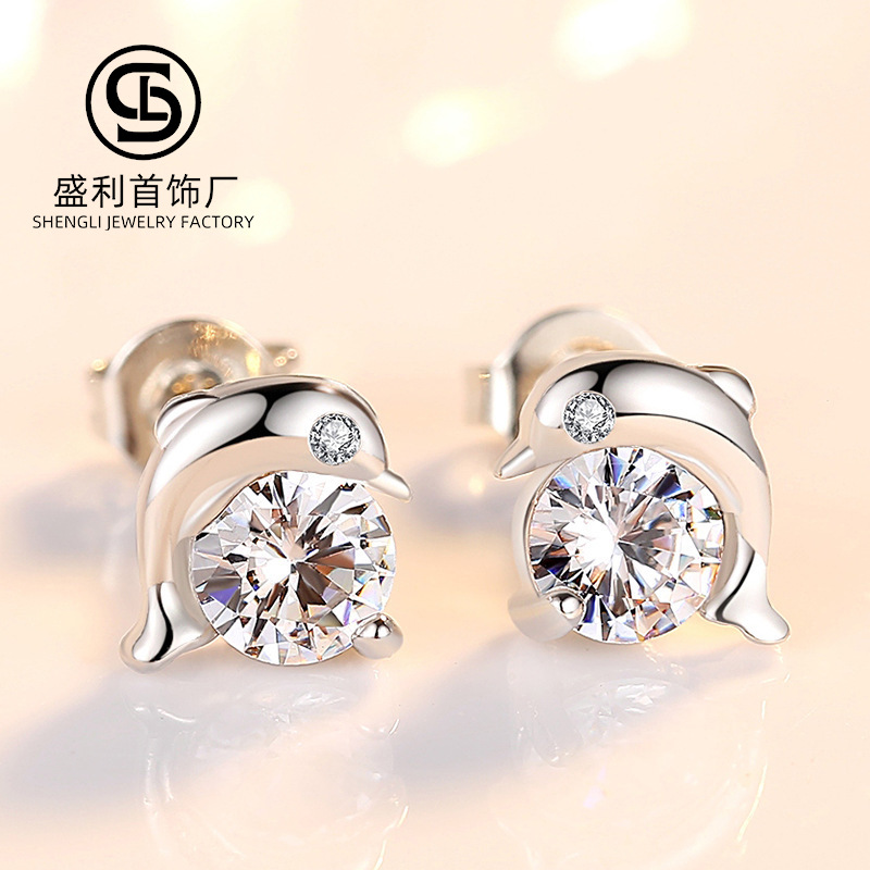 S925 plata esterlina romántico delfín Stud pendientes de Corea mujeres de la moda de plata esterlina incrustaciones de piedras preciosas Nueva joyería de plata temperamento simple
