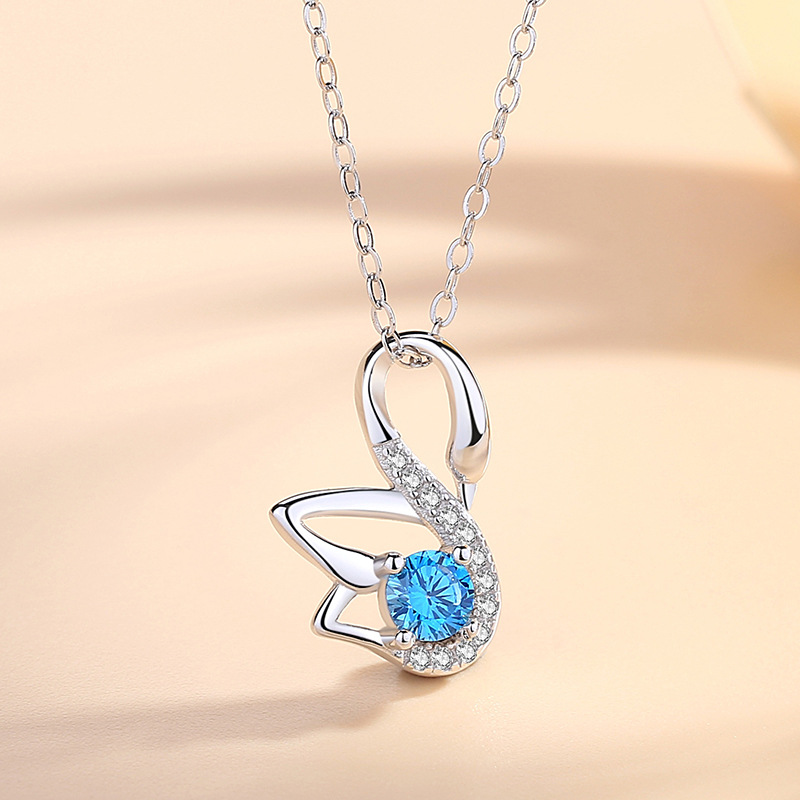 S925 collar de plata esterlina colgante de cisne femenino del todo fósforo femenino simple clavícula cadena estudiante novias regalo para la novia