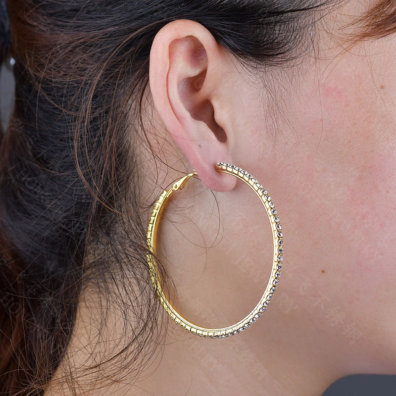 Tendencia de la moda europea y americana exagerada círculo pendientes de gran tamaño incrustados en diamantes pendientes redondos joyería nupcial entrega de una sola pieza