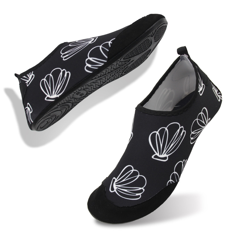 Wading shoes couples beach shoes women's socks water-skiing swimming shoes backwater barefoot shoes skin soft shoes diving shoes manufacturers Wading shoes couples beach shoes women's socks water-skiing swimming shoes backwater barefoot shoes skin soft shoes diving shoes manufacturers