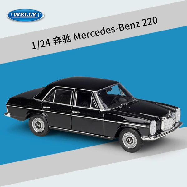1/24 Mercedes -Benz 220 Black