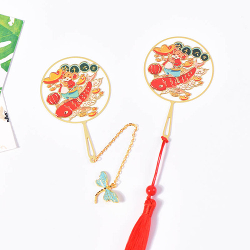 Manufacturer wholesale round fan bookmark brass painted Chinese fan-shaped tassel art metal bookmark business gift