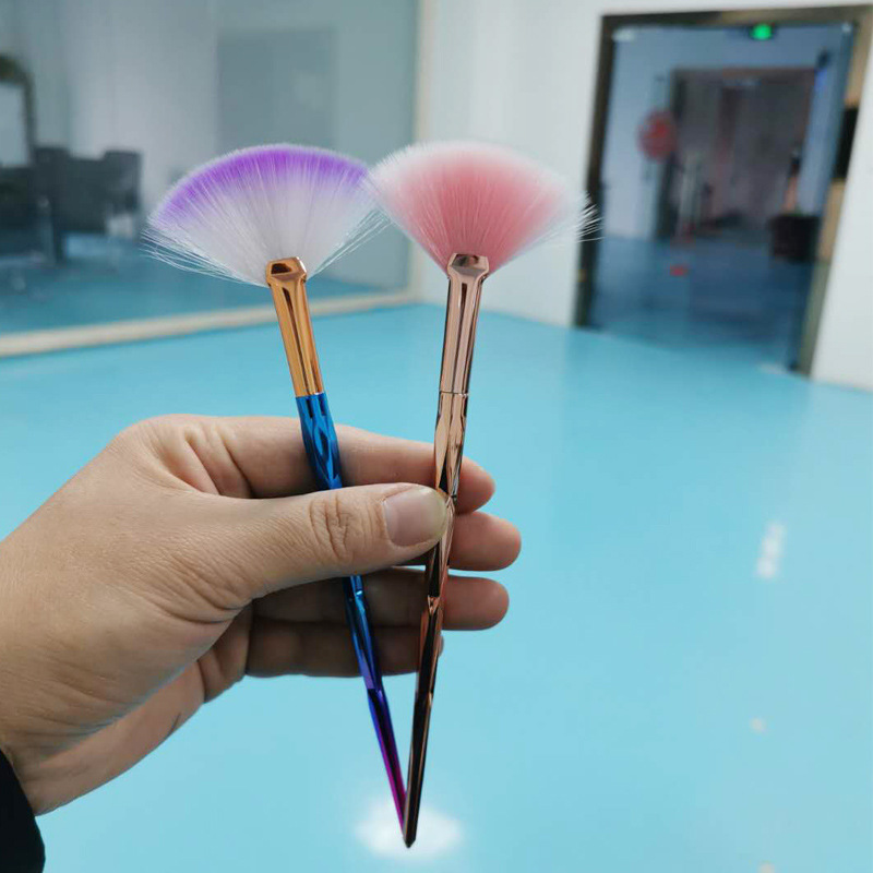 单只扇形刷 余粉钻石菱形柄化妆刷 美妆用具厂家批发