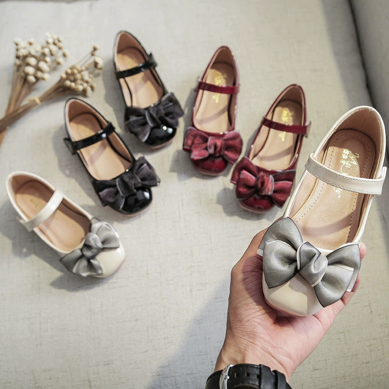 Туфли принцессы для девочек, маленькие кожаные туфли, детские бабушкины туфли, туфли на плоской подошве, новинка 2025, весенняя детская обувь для учащихся начальной школы