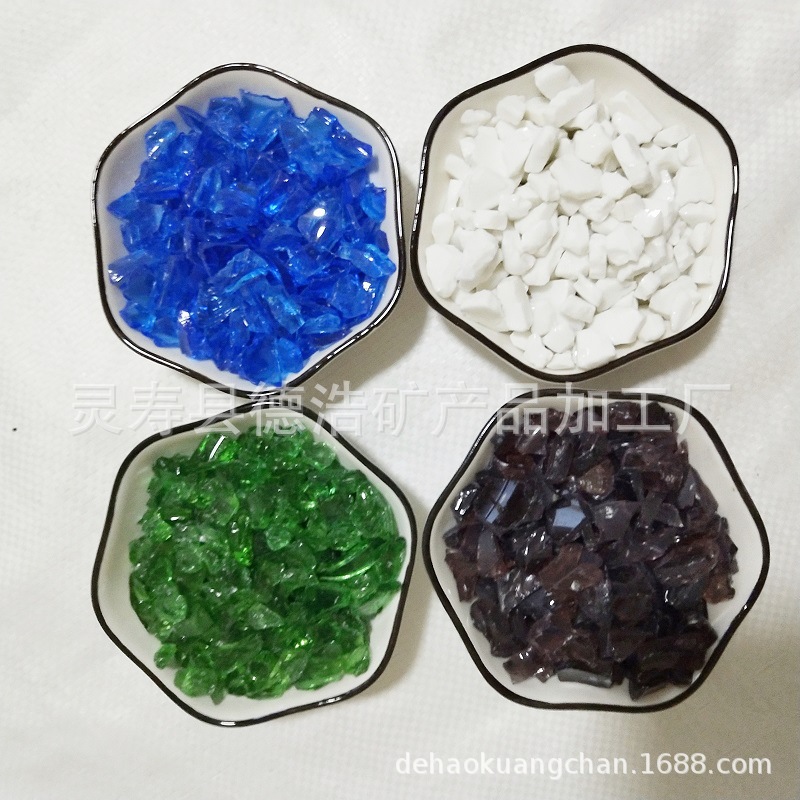 海蓝玻璃砂地坪水磨石透明玻璃块喷砂磨料用16-30目玻璃碎