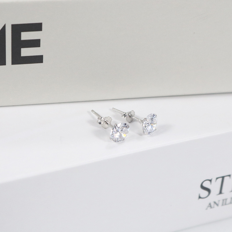 Sterling Silver Four Prong Zirconia Stud Earrings European Style_voghion.com