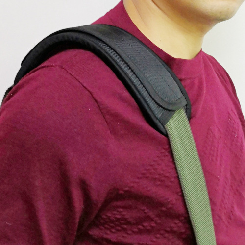 Wholesale 41 inch folk acoustic guitar shoulder pad, guitar strap pad, black cotton electric bass guitar strap pad