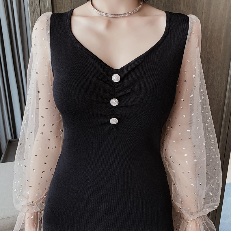 Đầm ôm body nữ đính sequin lưới tay loe cổ chữ V xẻ tà — Màu đen