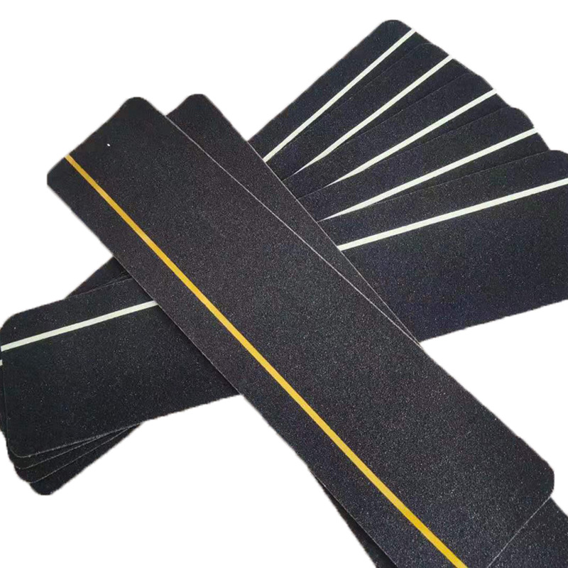 Fábrica de material de base de PET precortado plano transfronterizo paso de escalera antideslizante tira reflectante luminosa negra cinta antideslizante