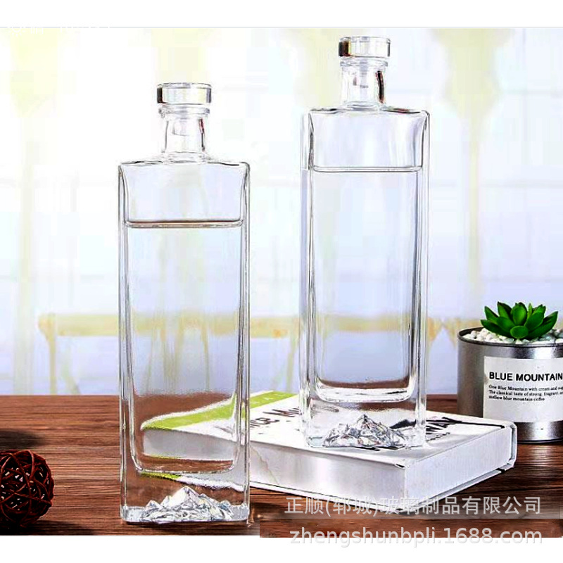 晶白酒瓶 一斤装玻璃酒瓶 金山酒瓶500ml 方形酒瓶 山酒瓶