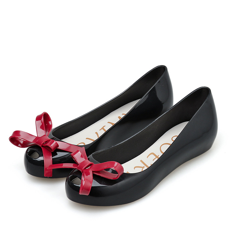 검정색 배경의 와인 레드 꽃 [반투명 버전으로 업그레이드]