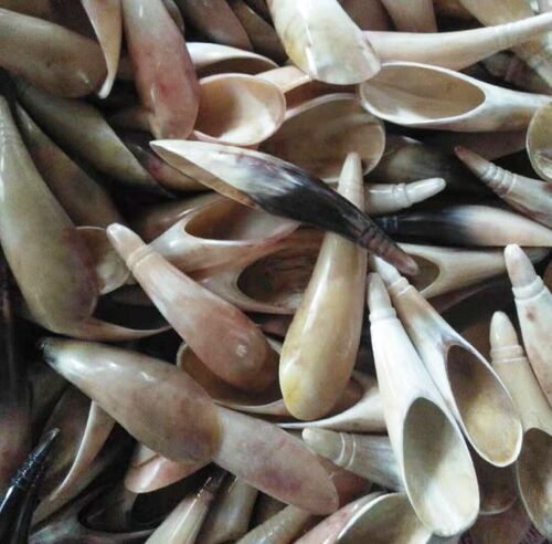 Wholesale Tianlan horn scraping board, large scraping bucket, tube, tea spoon, hollow point stick, dots 18 cm or more