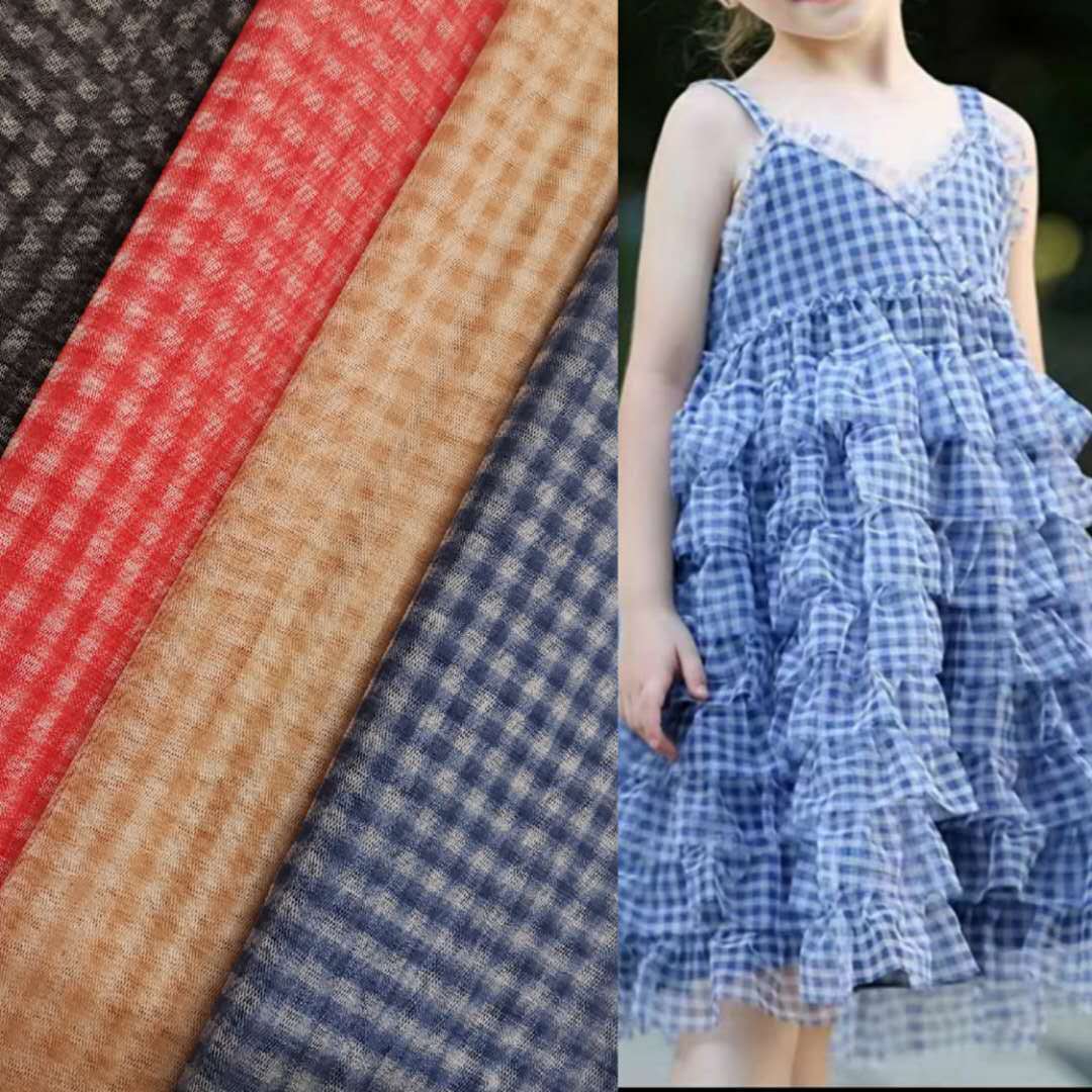 热销款~涤纶无弹30D涤瑞士网小格子印花网布  童装 纱裙等面料