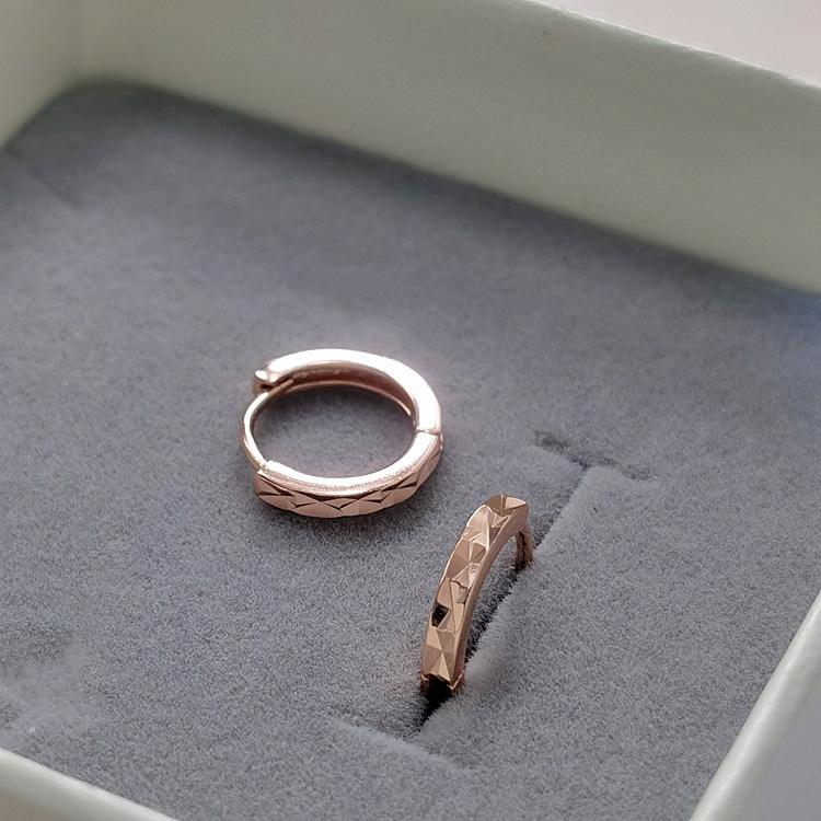 Simple plata simple 925 plata esterlina oreja hebilla coche flor plata pendientes pequeños pendientes europeos y americanos pendientes personalizados oro real galvanoplastia