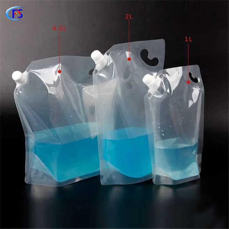 In stock universal 600ml fruit wine transparent oblique mouth self-standing nozzle bag 800ml juice liquid disinfection water bag