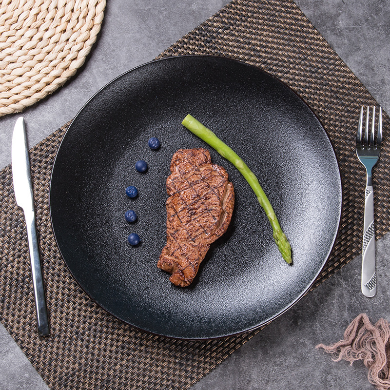 Plato redondo plato de carne plato de cena