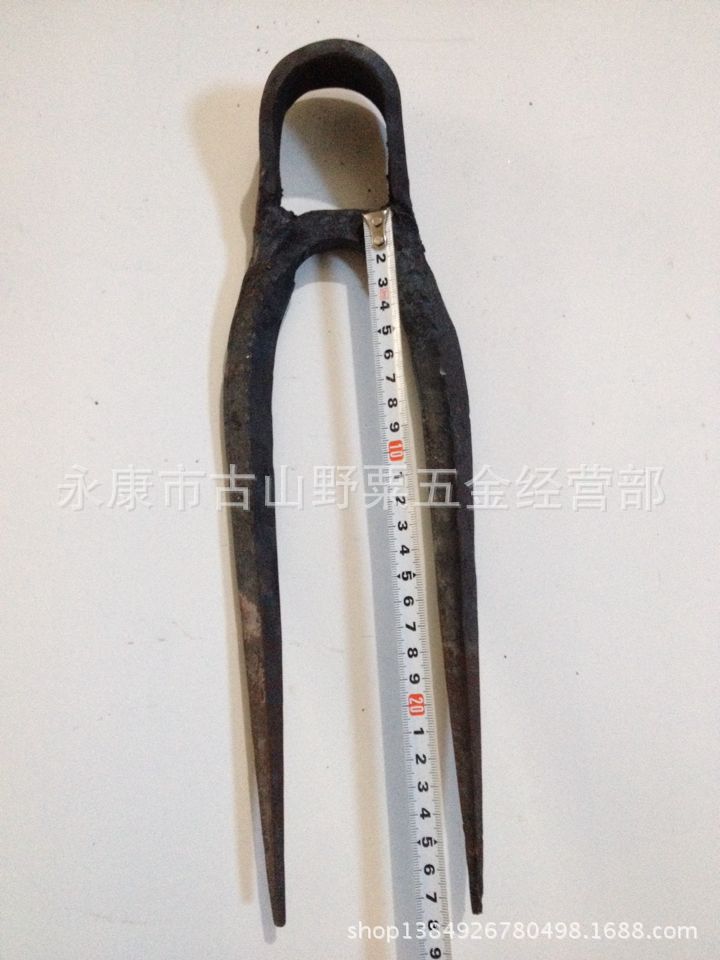 2斤手工锻打土打尖二齿铁耙子 农用耙子