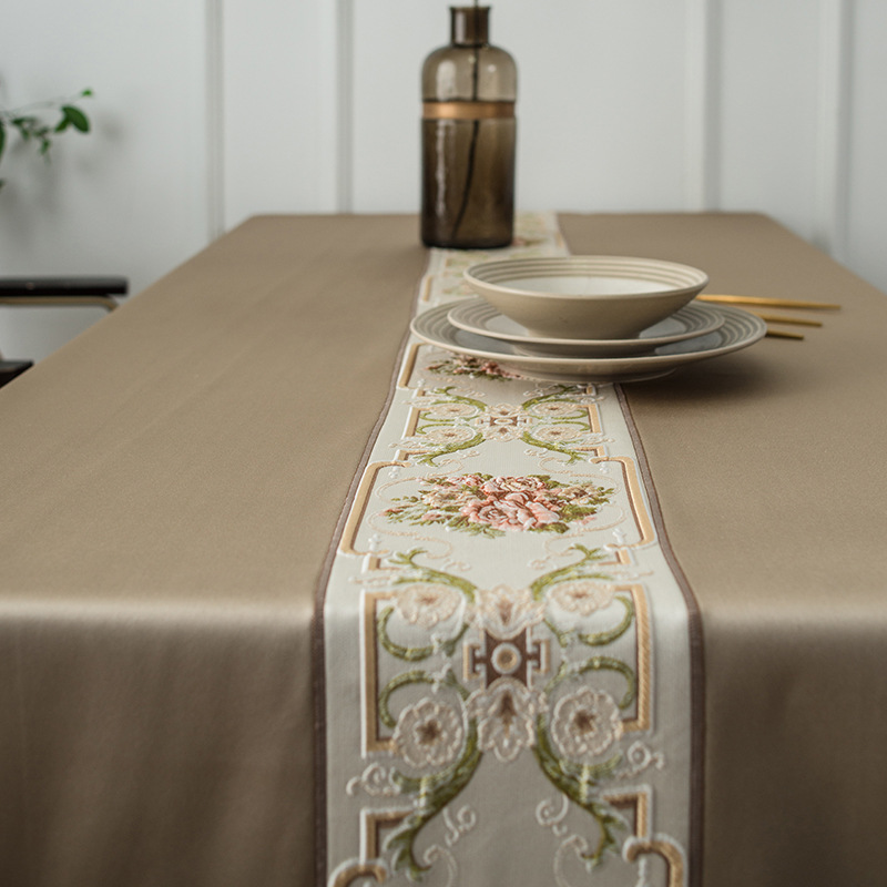 Luxury Classical Embroidered Runner Waterproof High-Precision Geometric Rectangular Coffee Table Dining Tablecloth_voghion.com