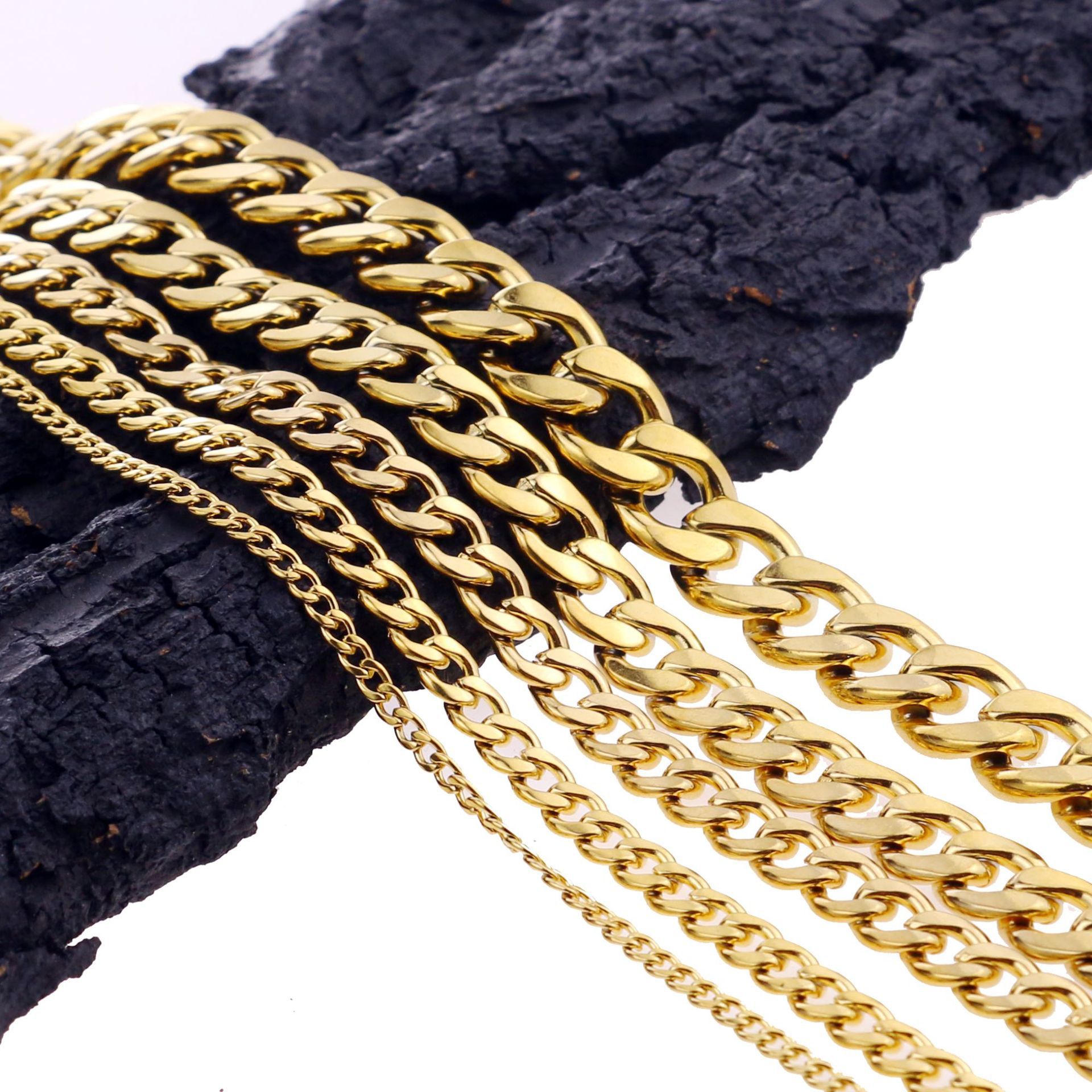 Europa y América NK pulsera de acero inoxidable hueco cadena 1:1 hip hop pulsera de oro simple pulsera de moda