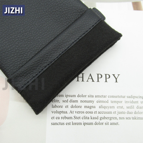 Automatic-Closing Eyeglass Pouch with Spring-Loaded Clip | Sunglass Storage Bag | Litchi-Grain Leather Sun Visor Case | Customizable with Printing