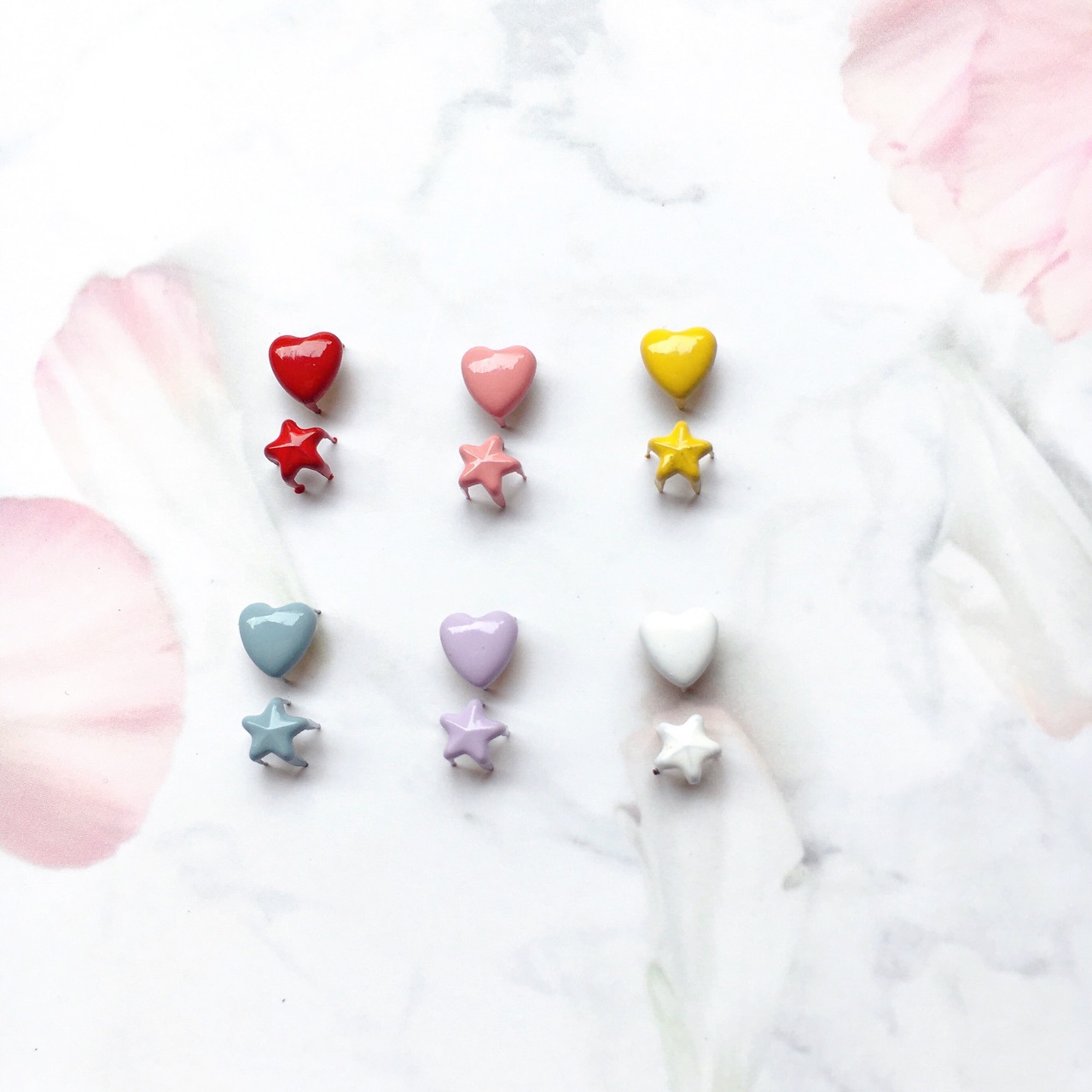 Mini colorido estrella de cinco puntas amor garra uñas bjd muñeca Ropa Accesorios DIY botón juguete muñeca remache