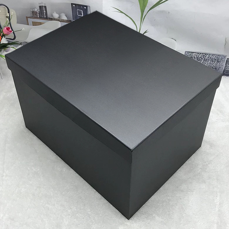 In stock oversized packing box holiday gift box rectangular toy gift box sweater gift box clothing suit