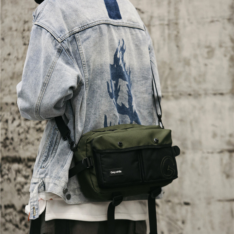 Brand one-shoulder bag for leisure