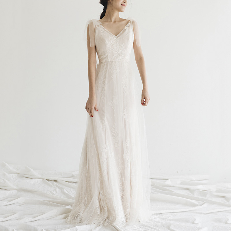 2024 New Fresh Lace Korean-Style Light Wedding Dress, Slimming Backless Forest-Style Travel Photography Dress, One-Piece Slim Fit 2024 New Fresh Lace Korean-Style Light Wedding Dress, Slimming Backless Forest-Style Travel Photography Dress, One-Piece Slim Fit