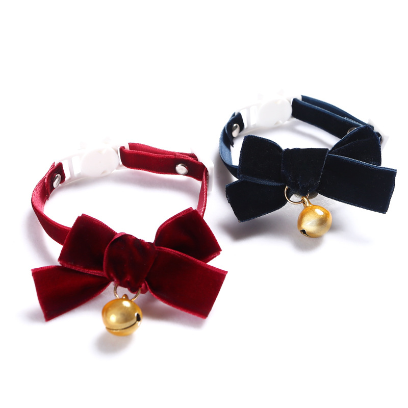 Fiesta de terciopelo ajustable collar de mascota gato perro conejo collar de seguridad collar corbata perro campana decoración gatito