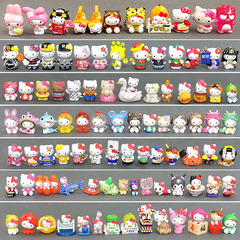 ミニバージョンの小さな猫トレンディな漫画デスクトップおもちゃハンドフィギュアブラインドボックス人形装飾マイクロシーン装飾品