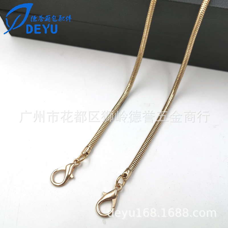 チェーン3.2/4.2mmの丸い蛇のチェーンはロブスターのボタンの120cmのチェーンの金属のチェーンをつけて首の携帯電話のチェーンを掛けます。