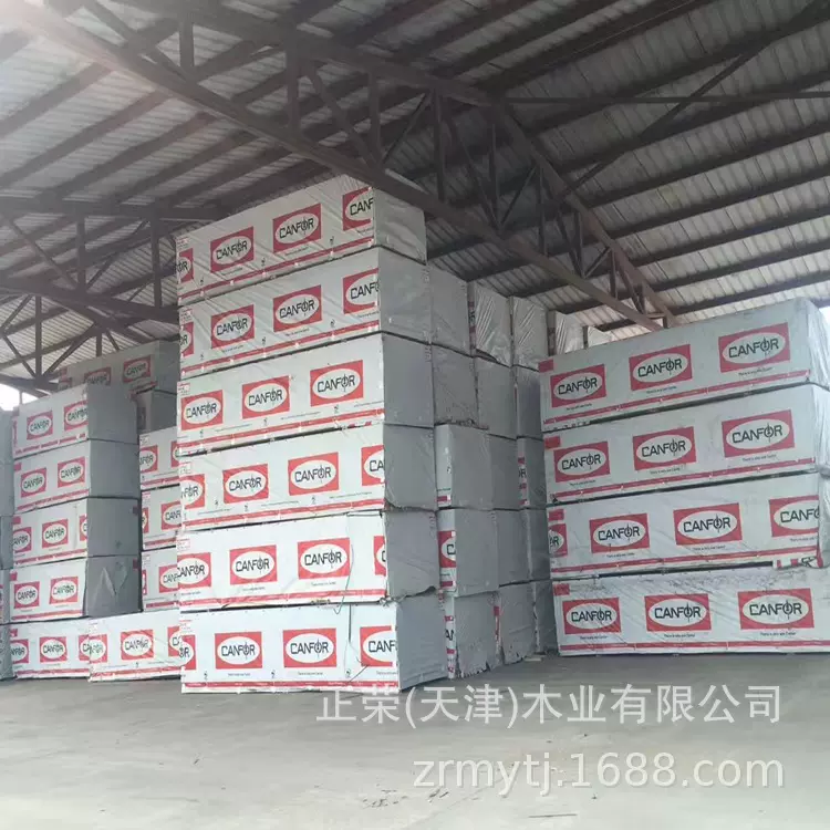 厂家批发木材SPF烘干板材加松刨光建筑木板松木龙骨木方