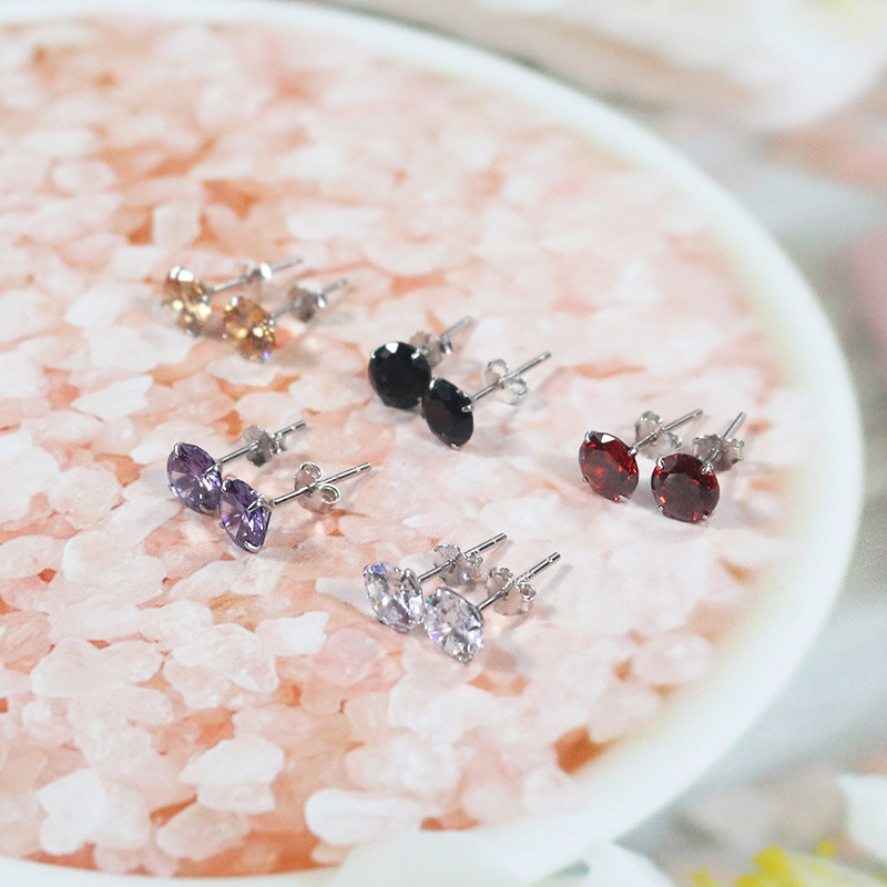 Sterling Silver Four Prong Zirconia Stud Earrings European Style_voghion.com