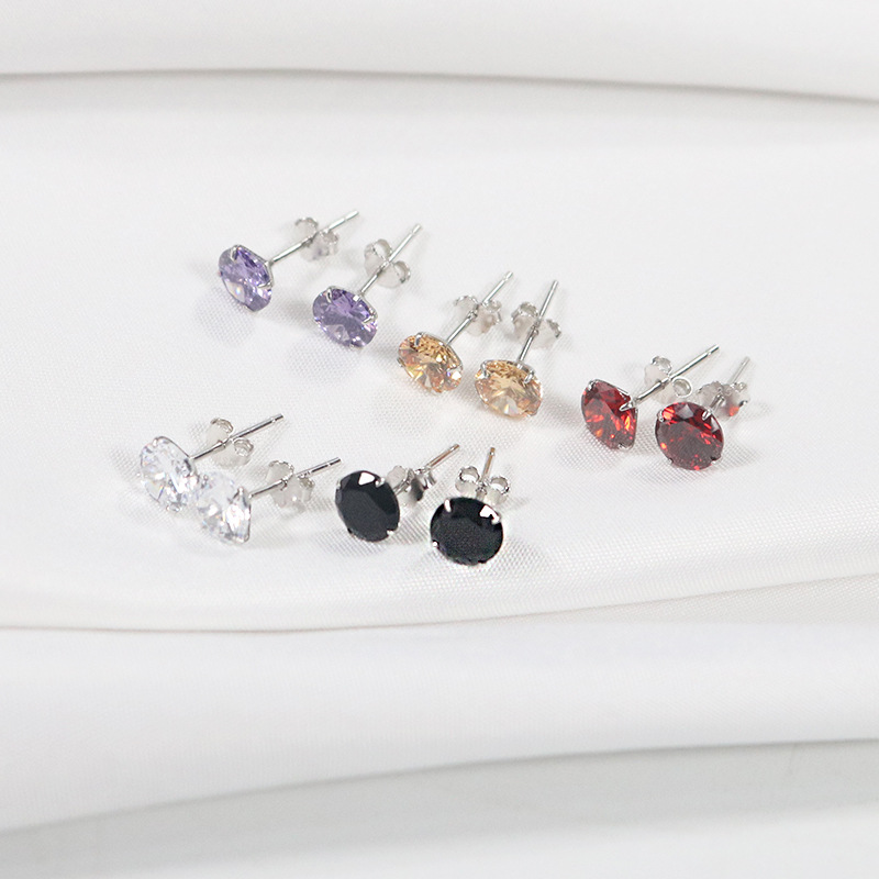 Fashionable Sterling Needle European And American Black Four-prong 925 Silver Stud With Full Diamond Zirconia, Trendy_voghion.com