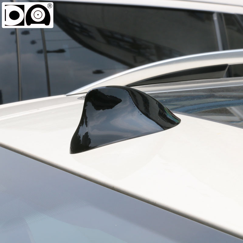 Car shark fin antenna front beautification antenna with radio signal paint roof modified B- Class PCB1