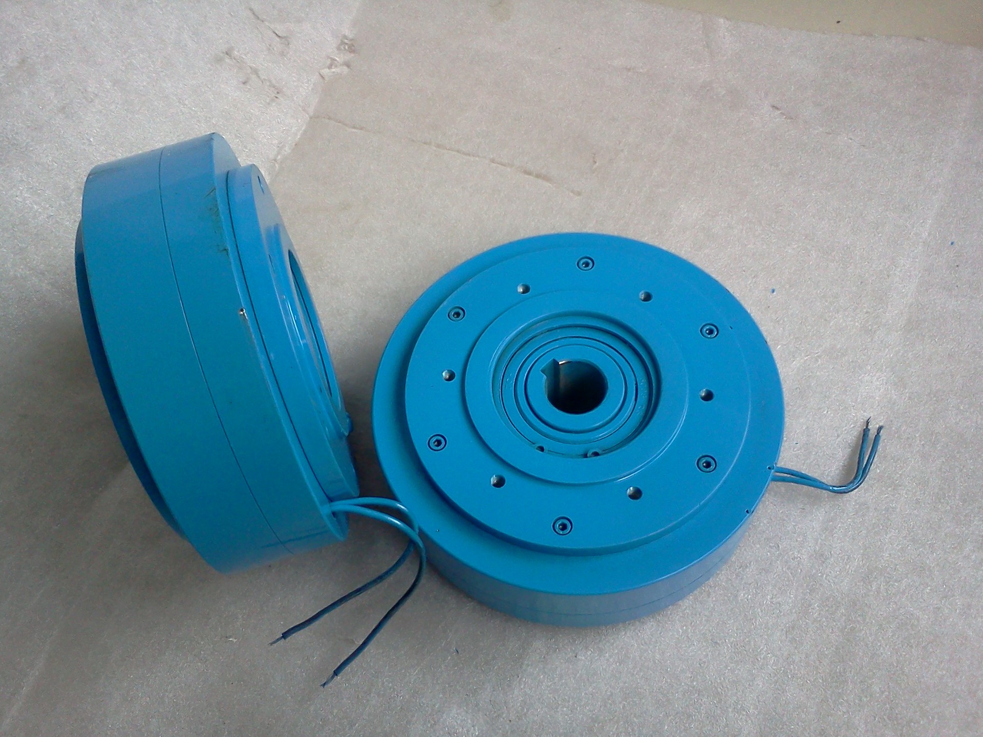 供应台湾磁粉离合器制动器组合/电磁离合器/制动器