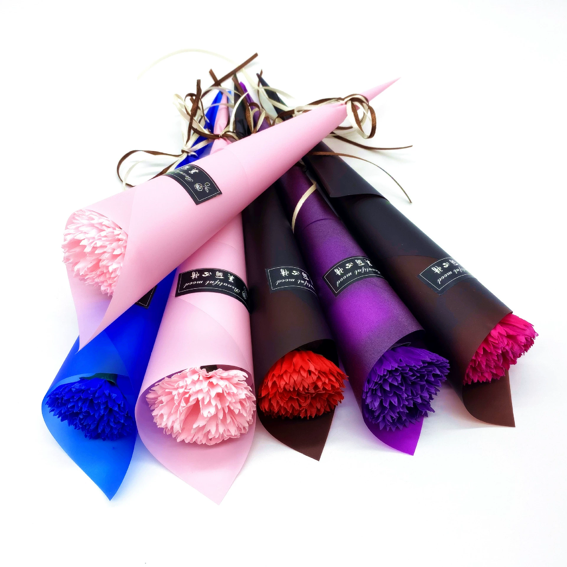 Подарки для учителей: одиночный мыльный цветок-гвоздика, цветок ко Дню учителя, рекламные подарки для микро-бизнеса, мыльный цветок.