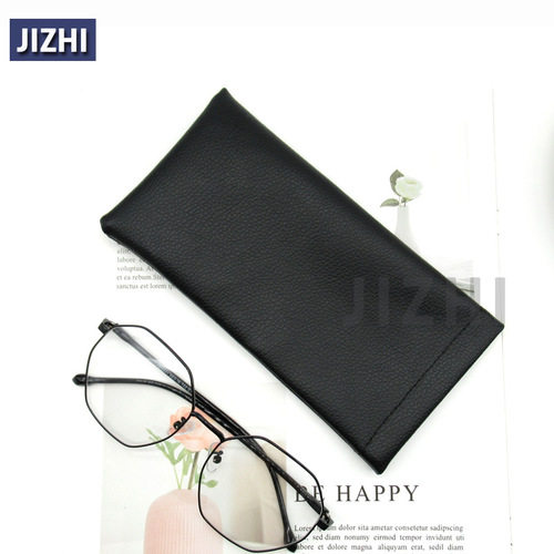 Automatic-Closing Eyeglass Pouch with Spring-Loaded Clip | Sunglass Storage Bag | Litchi-Grain Leather Sun Visor Case | Customizable with Printing