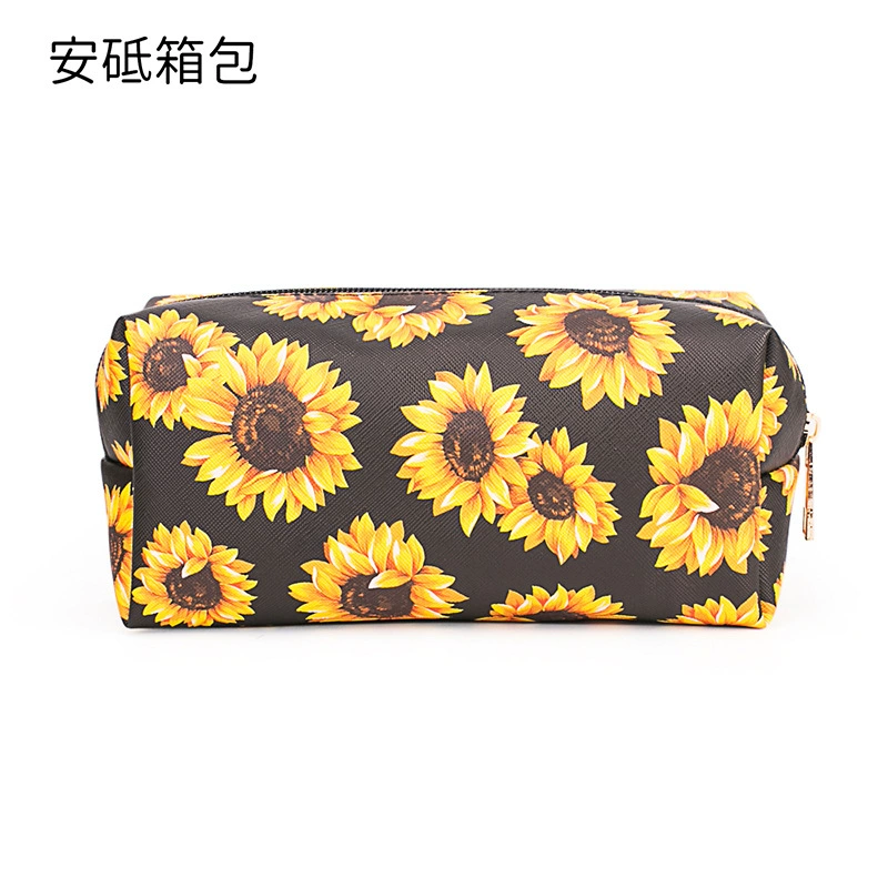 Handheld Cosmetic Bag, Polyurethane Marble Pattern, Compact Clutch Organizer, 19×9×7 cm