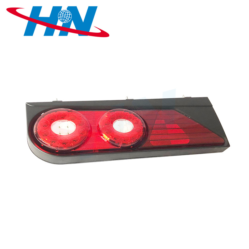 FUENTE Venta directa de fábrica eficiente de ahorro de energía camión luz trasera luz de freno luz trasera 7420802346