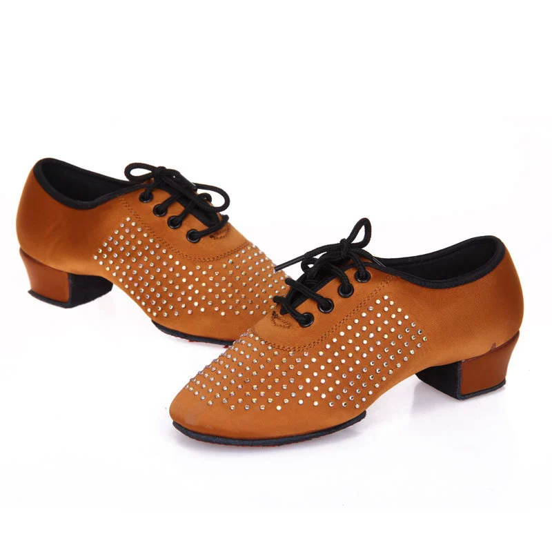 舞帕 Winter children's Latin dance shoes, hot diamond national standard dance shoes, autumn and winter foot-wrapped lace-up girls' high heels