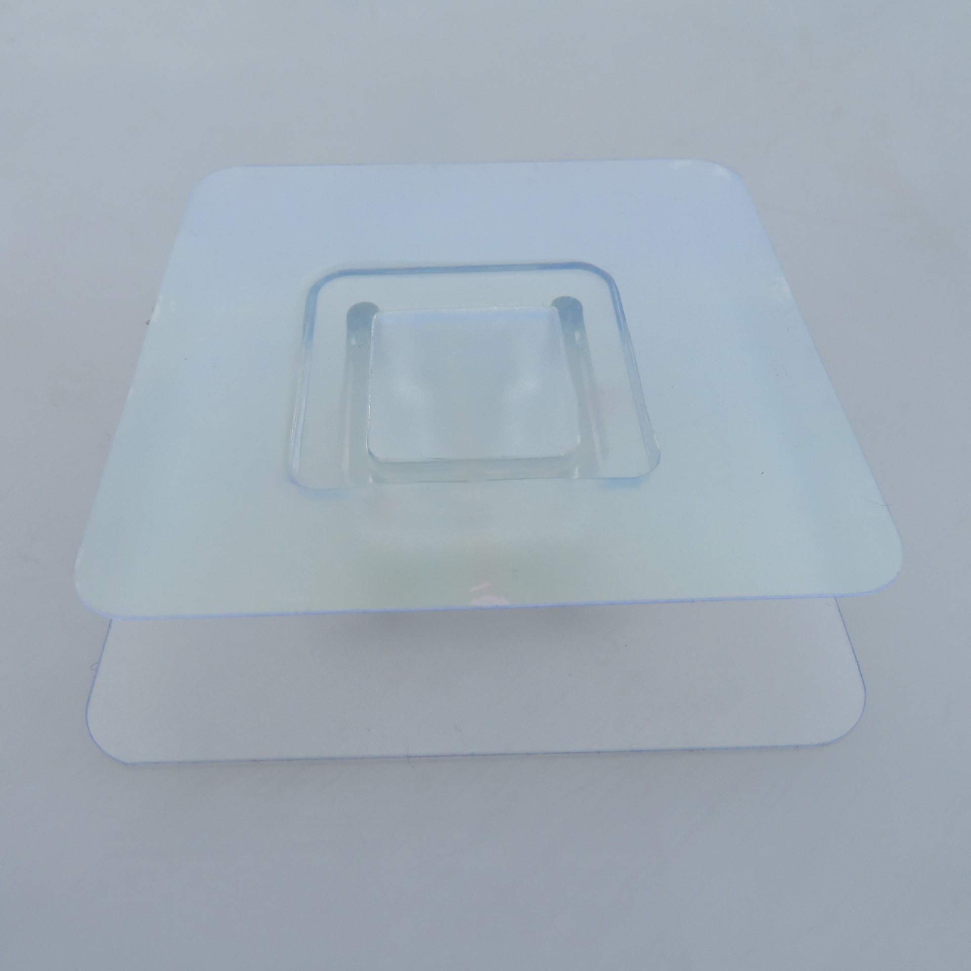 Pegatinas sin costura Madre y niño hebilla pasta de clavos sin clavos pegatinas de tablero de enchufe de pared fuerte dispositivo de pasta de enchufe hembra y niño hebilla de doble cara pegatinas hebilla