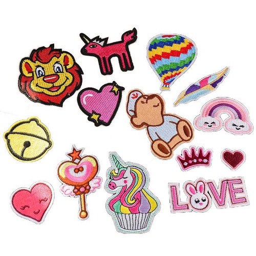 依绣电脑绣花章衣服装饰补丁贴刺绣布贴游乐园卡通绣花标可爱卡通