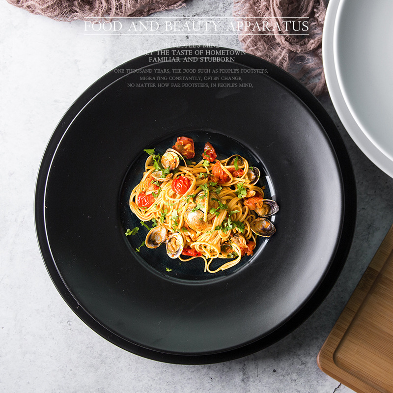 12 pulgadas de cerámica de ala ancha negro blanco mate esmerilado Placa de carne Placa de comida occidental Hotel suministros especiales al por mayor