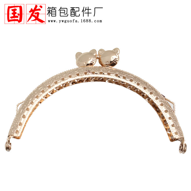 8.5CM cabeza de gato en relieve semicircular oro 10.5CM 12.5CM cabeza de animal hecha a mano bolsa de oro DIY