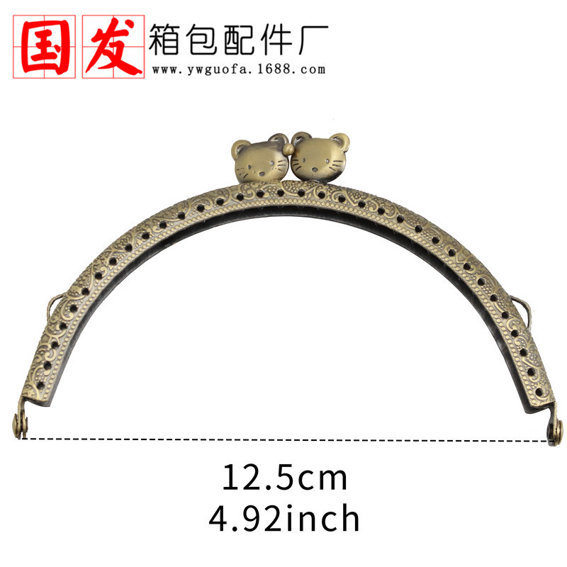 8.5CM cabeza de gato en relieve semicircular oro 10.5CM 12.5CM cabeza de animal hecha a mano bolsa de oro DIY