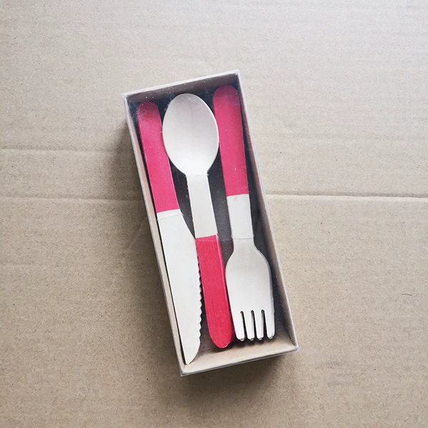 Box knife fork and spoon 8 red