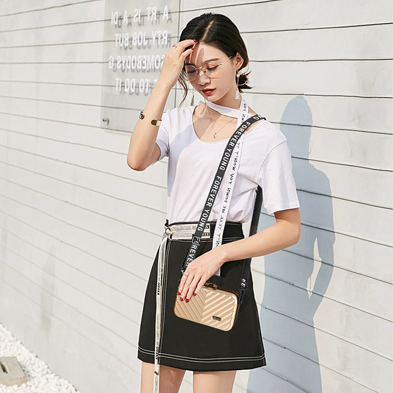 Fashionable shoulder bag, cosmetic bag, waterproof travel bag, storage system, suitcase, direct factory sales